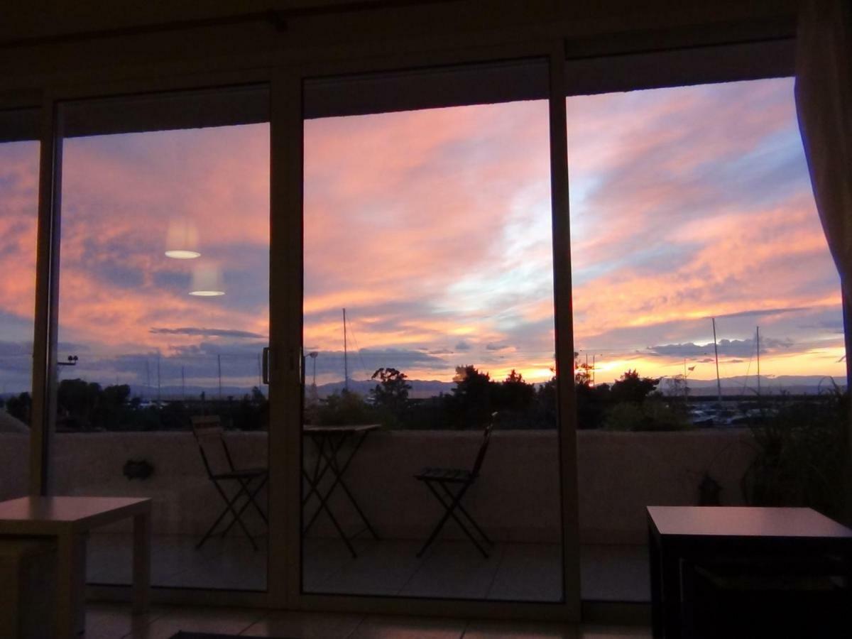 Sunset Sea View Apartment Афины Экстерьер фото